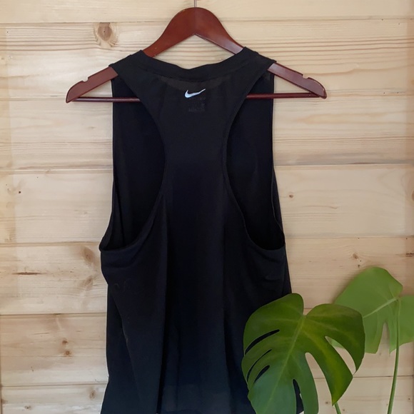 Nike muscle tank top - Picture 2 of 5